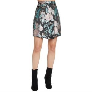 NEW Willow & Clay Floral Brocade Jacquard Mini Skirt SZ M